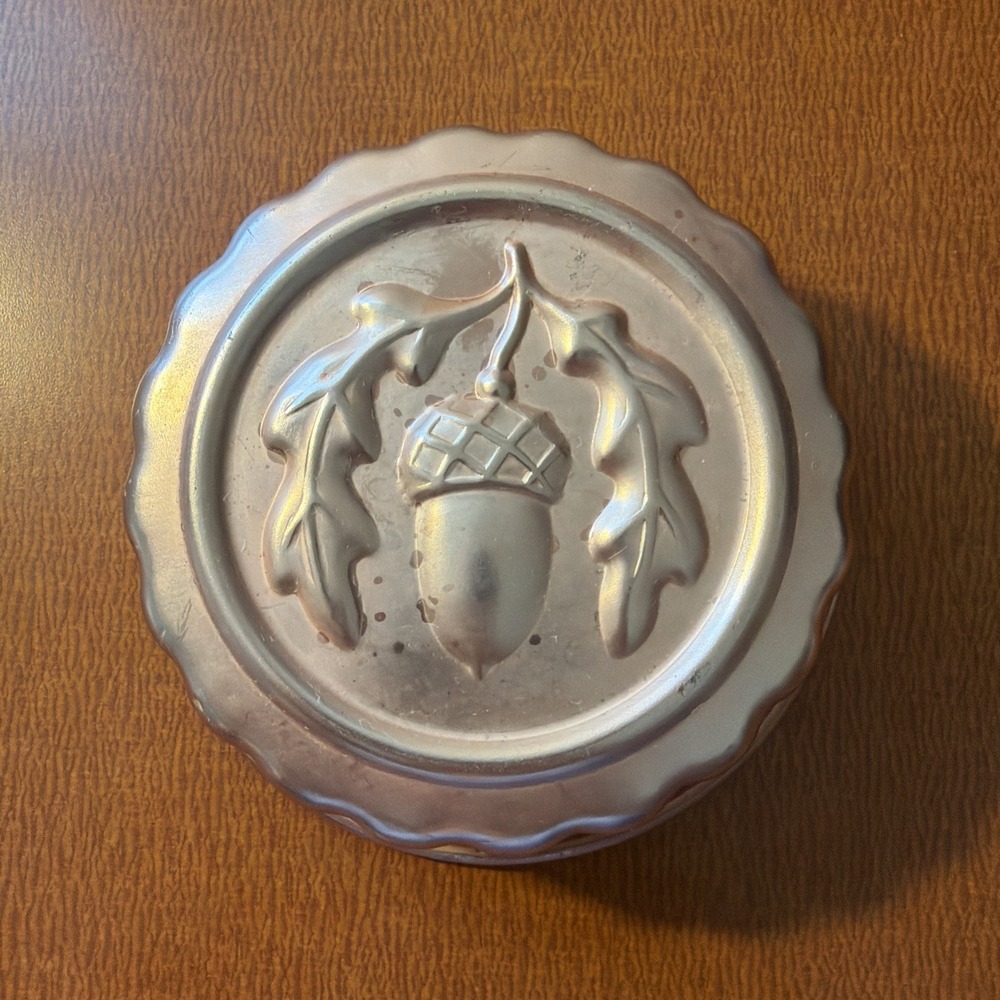 Vintage Copper-Tone Aluminum Gelatin Jello Mold With Acorn Farmhouse Decor